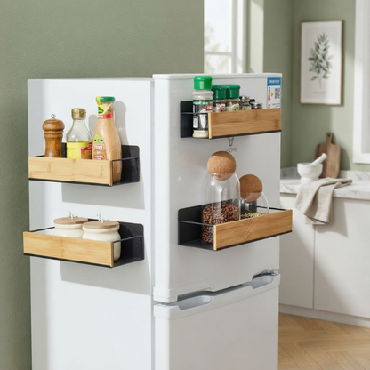 Etageres magnetiques sur le côté et l'avant du frigo