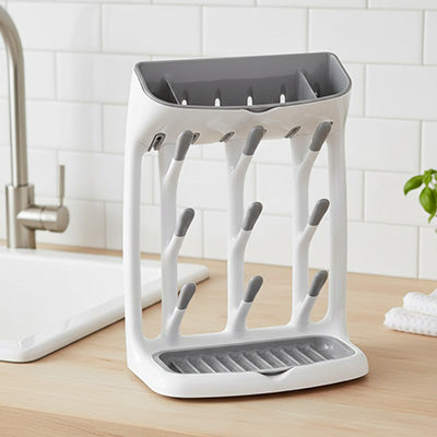 Egouttoir Biberon vide sur le comptoir