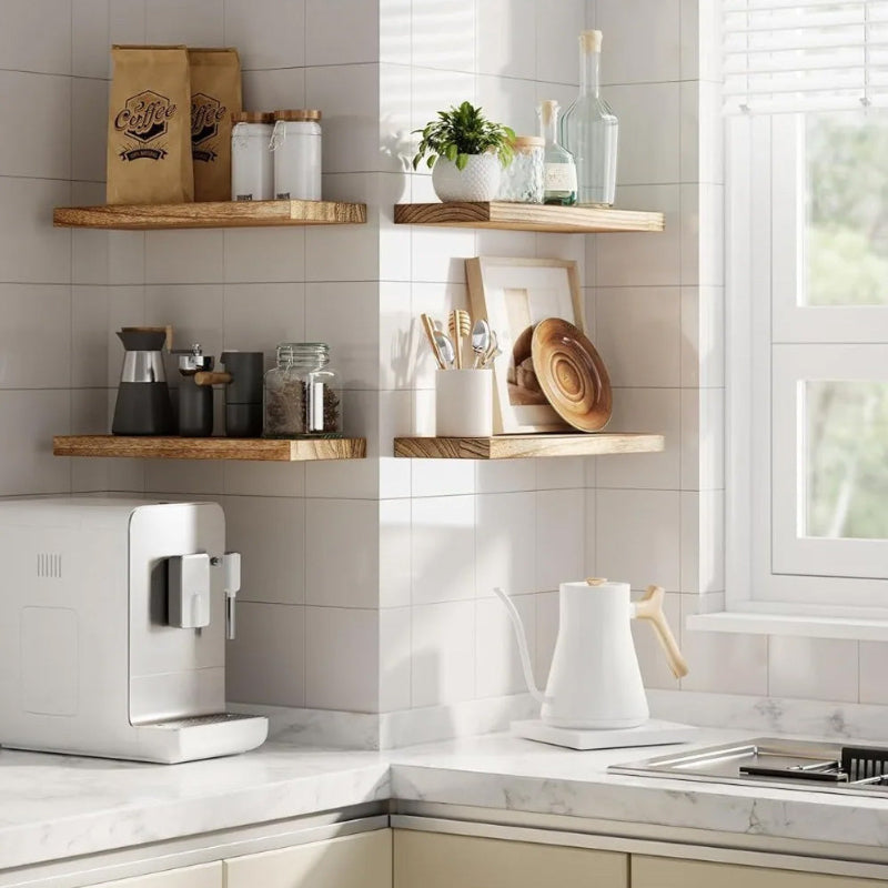 Étagère Murale Bois dans la cuisine coin café lumineux