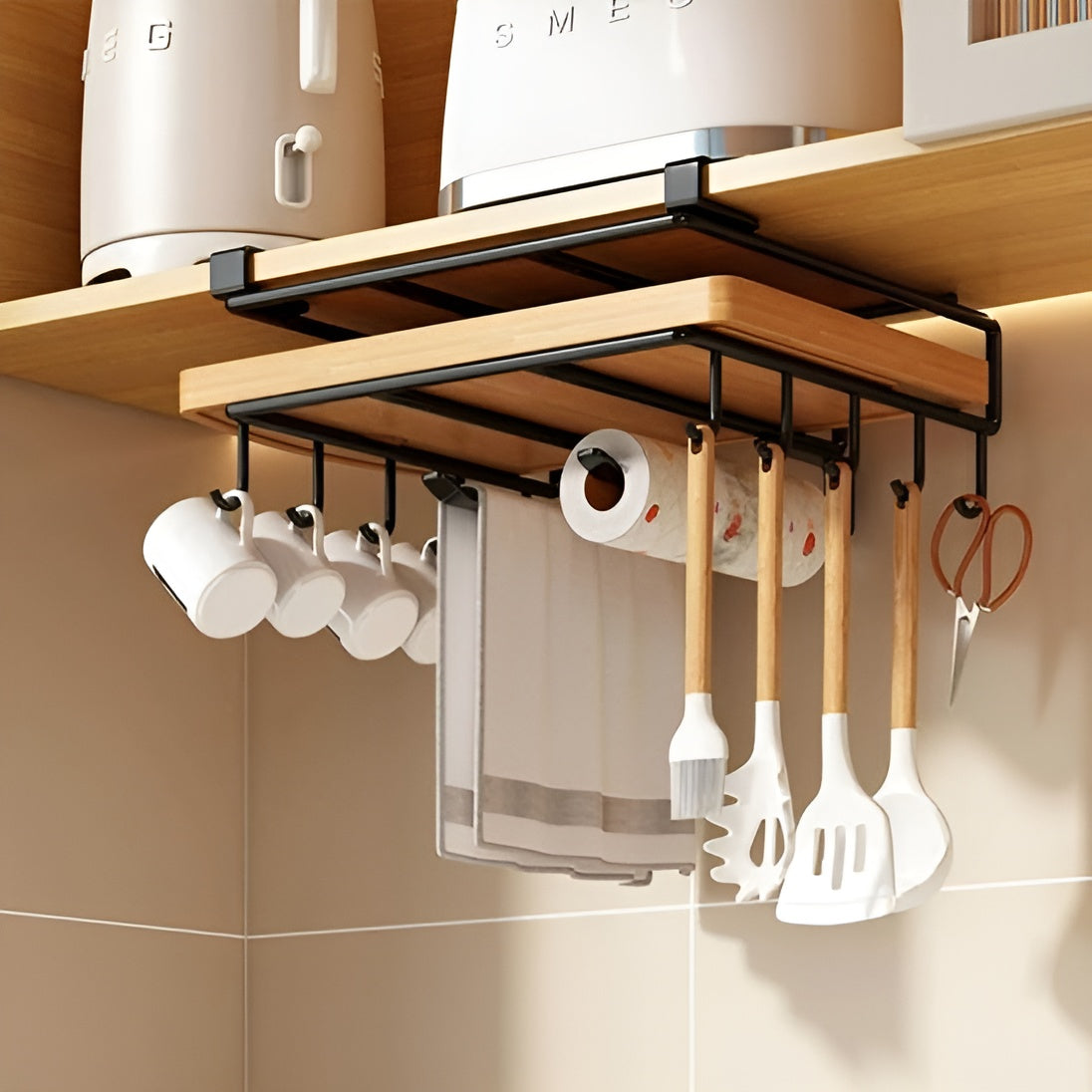 etagere suspendue noir crochets remplis autre point vue