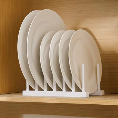 range assiette dans le placard
