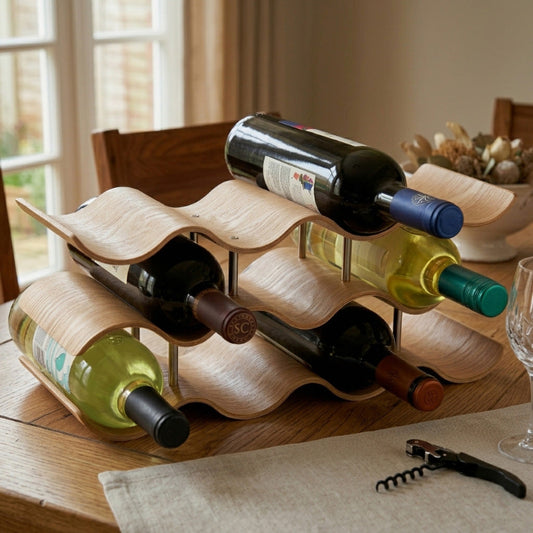 Range bouteille 3 étages sur la table prête